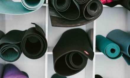 i 10 migliori tappetini yoga: guida all’acquisto